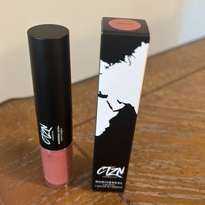 Nudiversal Lip Duo
CTZN Cosmetics